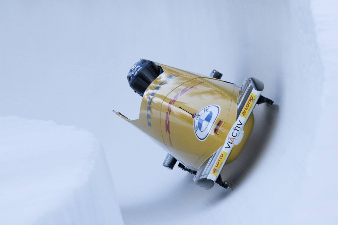 The monobob, exclusively for women. 