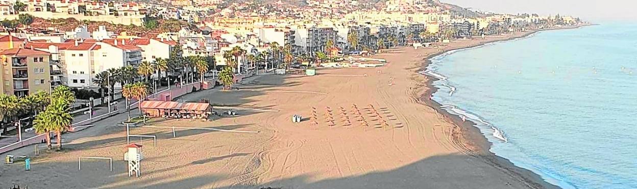 Rincón de la Victoria is the biggest commuter town, with nearly 50,000 inhabitants. 