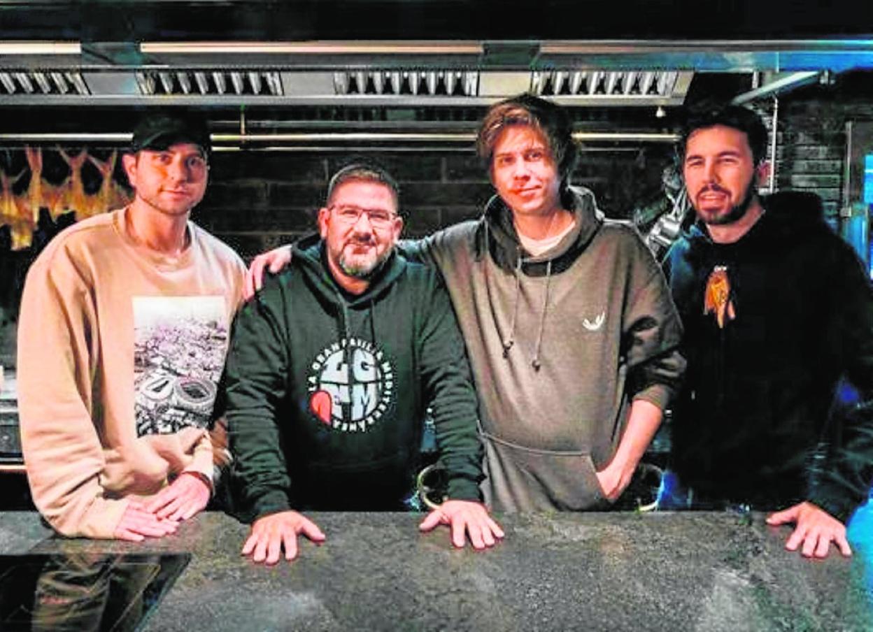 Vegetta, Dani García, El Rubius and Willyrex are behind the new line of products. 