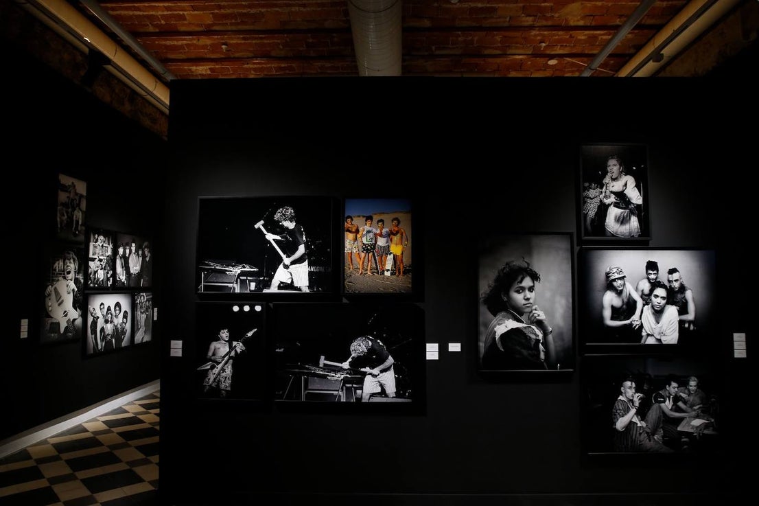 Photos of The Clash, The Slits, Billy Idol and The Ramones revive the wildest, music of the 70s and 80s through the lens of Michael Grecco 