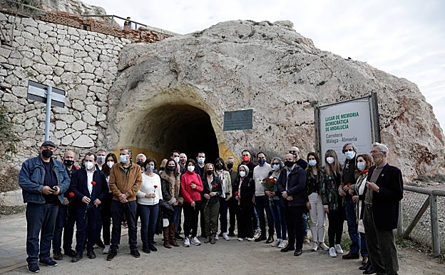 Familiy members of the victims and survivors were joined by local politicians 
