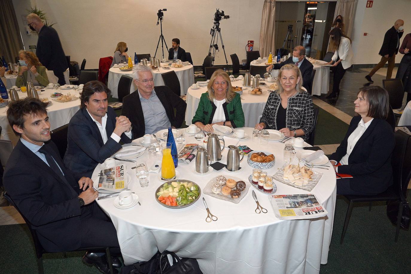 Representatives of Marbella town hall, Prime Invest, Triay Lawyers, and Iago Milet architecture studio at the event organised by SUR in English.