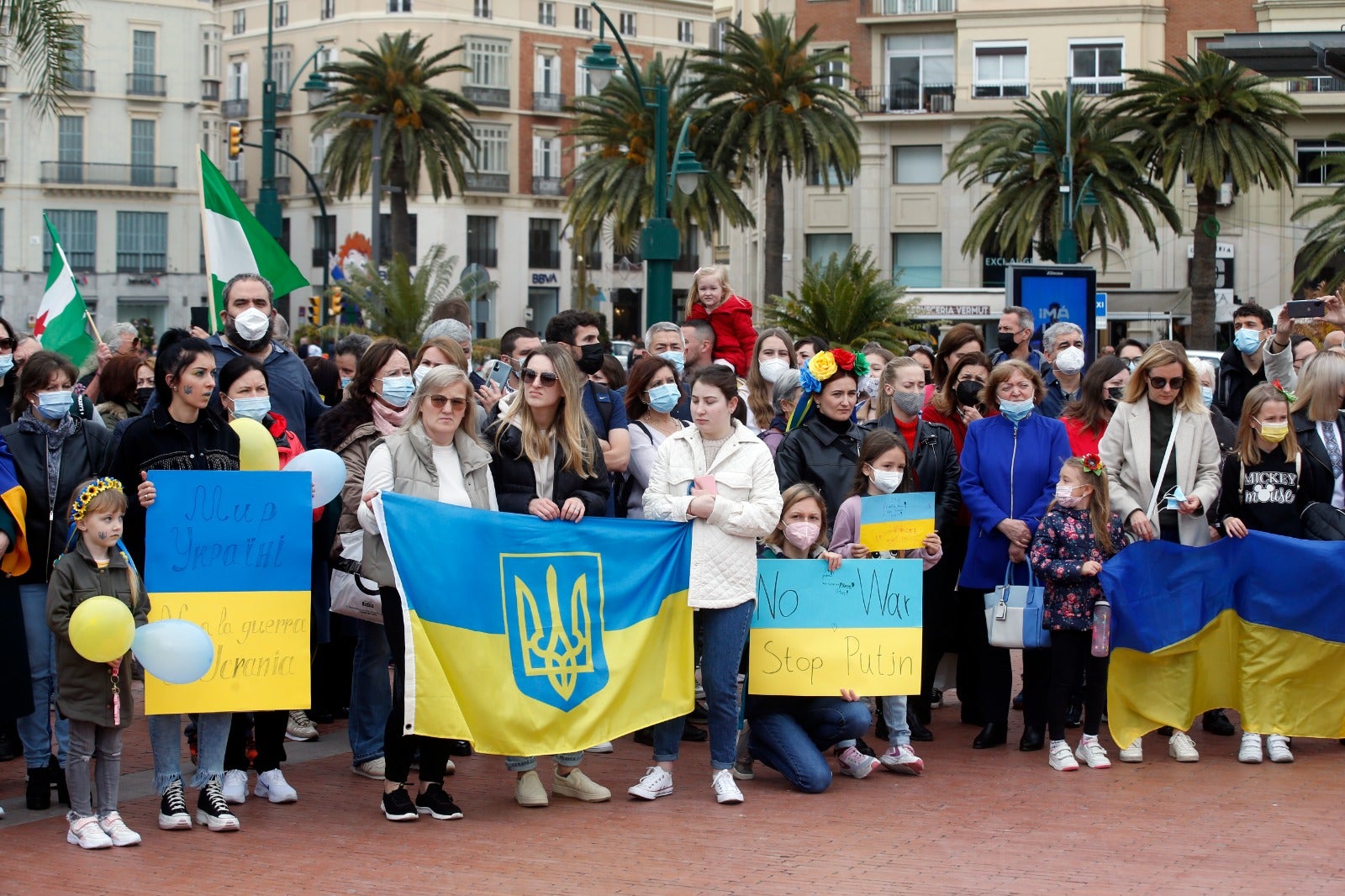 Demonstration in Malaga's Plaza de la Marina, this Sunday. 