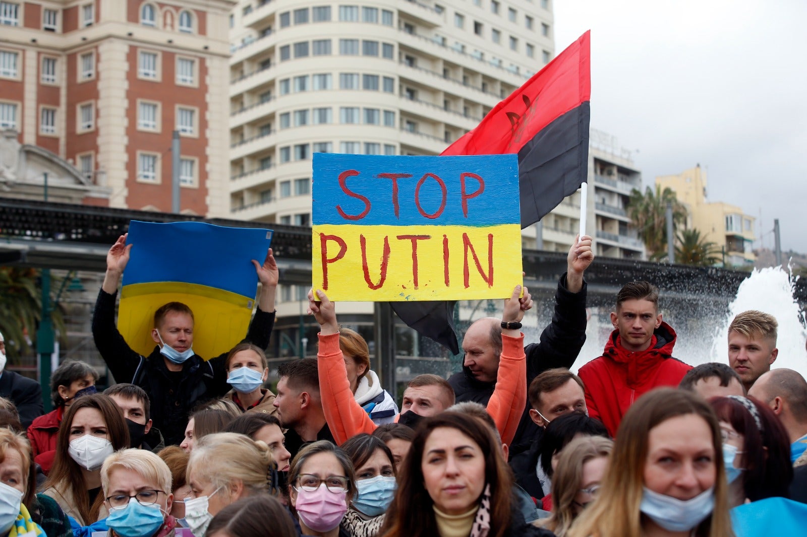 Demonstration in Malaga's Plaza de la Marina, this Sunday. 