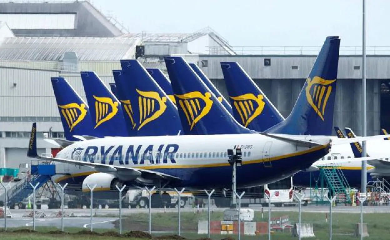 Ryanair aircraft on the ground.