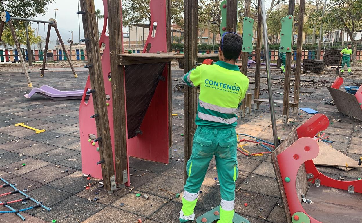 The park will be completely renovated with an historical theme that relates to the town’s most historic buildings. 