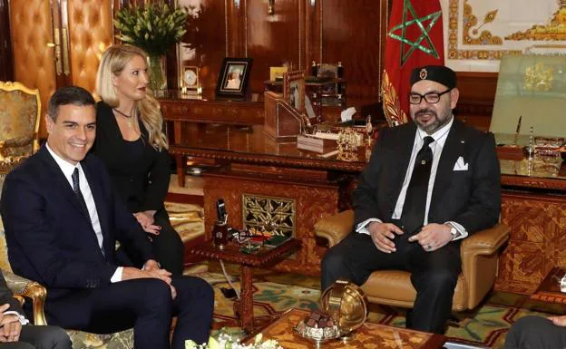Sánchez with King Mohamed on a previous occasion. 