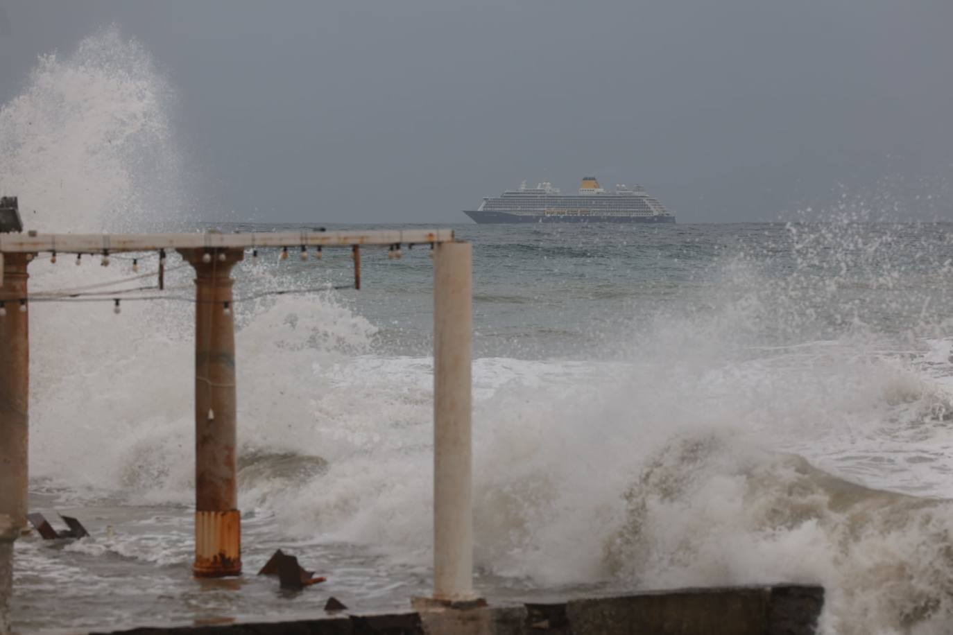 Photographs of the damage to the beaches of the Costa del Sol due to the storm