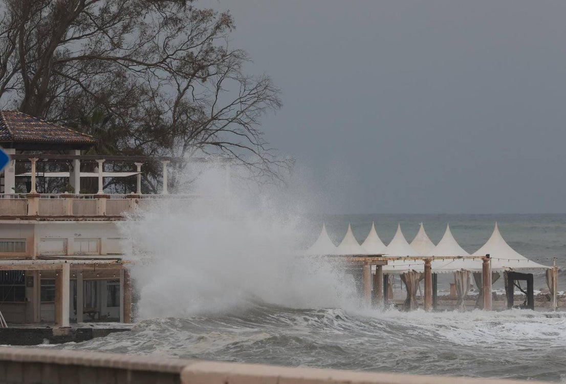 Photographs of the damage to the beaches of the Costa del Sol due to the storm
