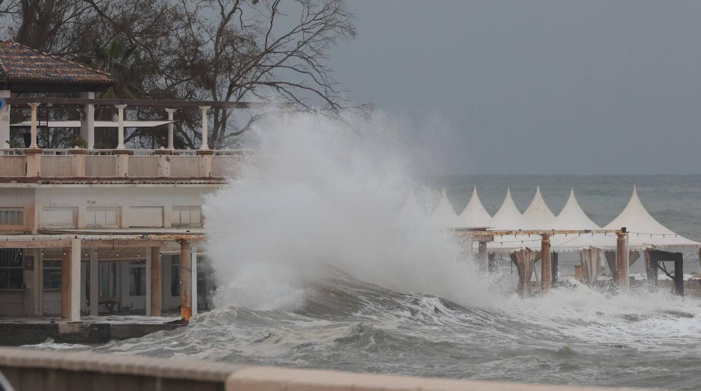 Photographs of the damage to the beaches of the Costa del Sol due to the storm