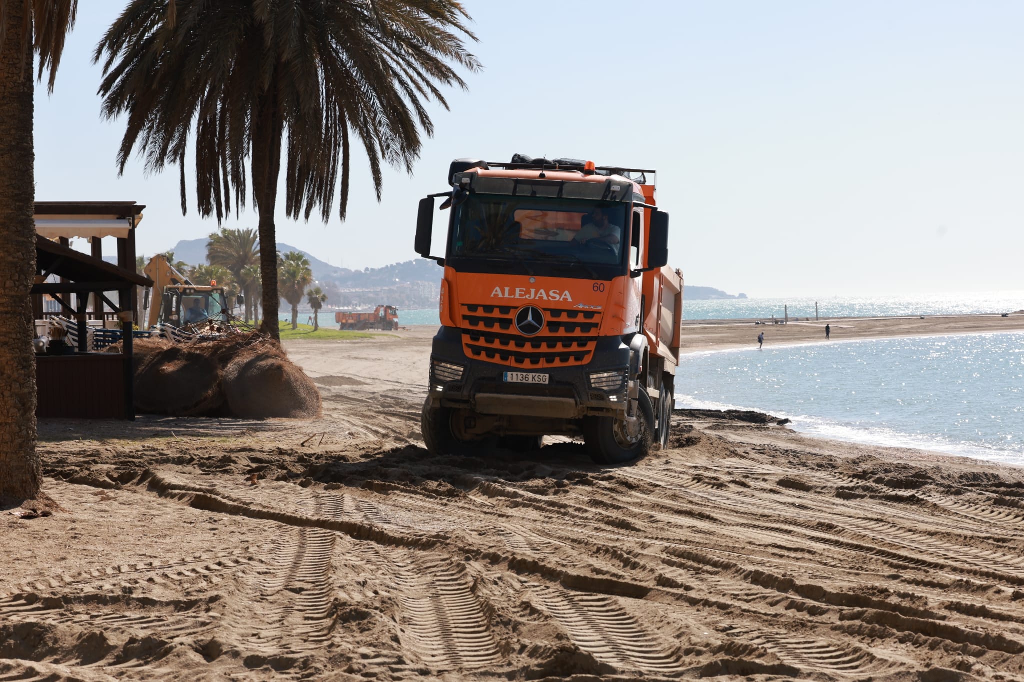 Working against the clock on the Huelin and La Malagueta beaches in Malaga city, and also on the beaches of Torremolinos