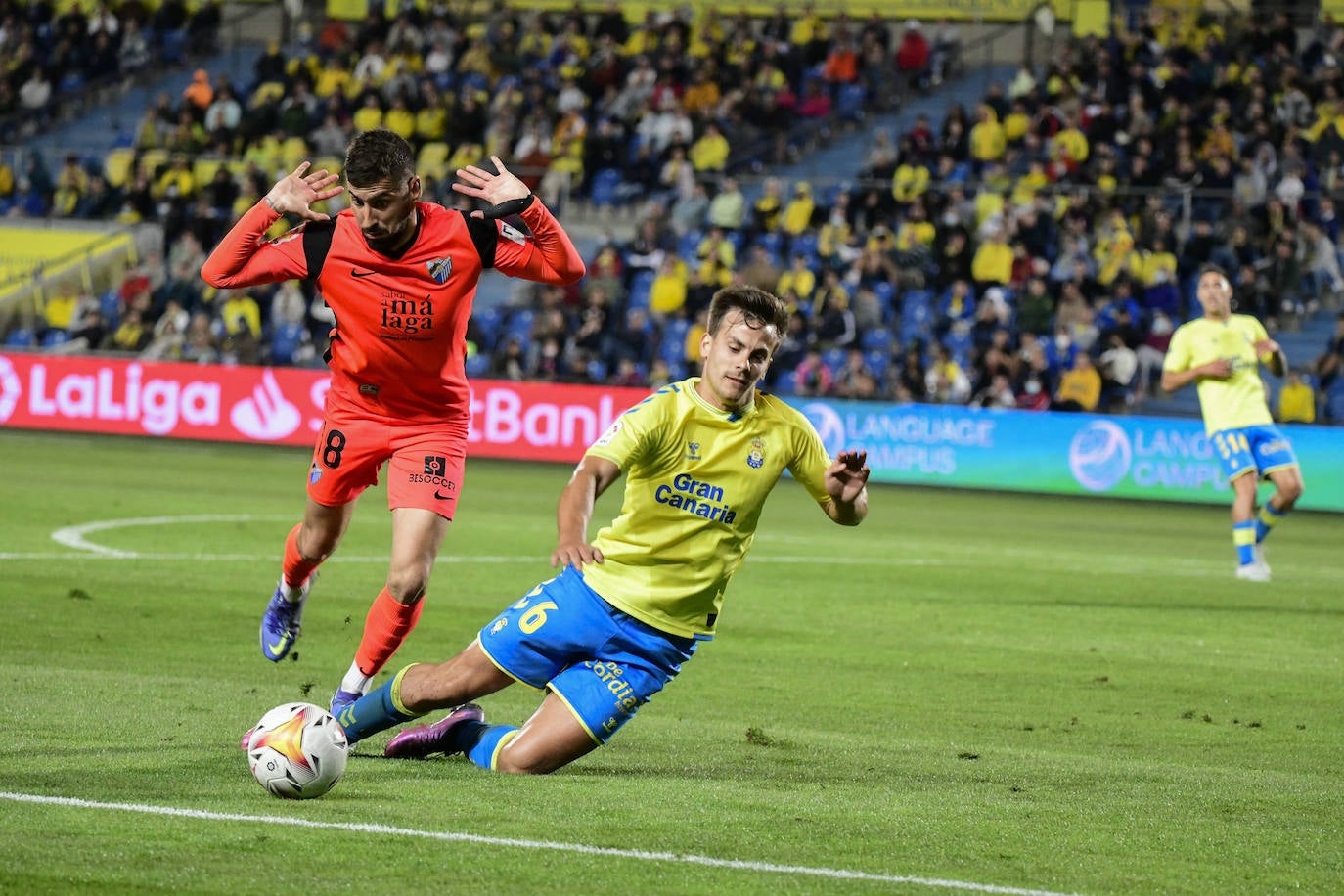 Malaga could not take the three points from Las Palmas.