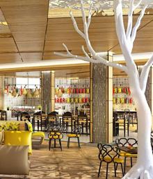 Imagen secundaria 2 - Computer-generated images of the new resort.