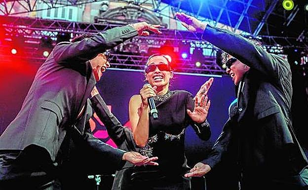 Chanel performs 'SloMo' as part of Madrid's San Isidro festivities. 