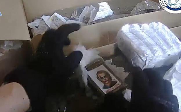 Watch as high-speed police chase leads to the discovery of an international drugs network based near Ronda