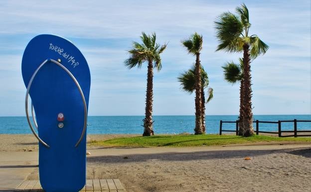 The showers have been turned off on Torre del Mar beach