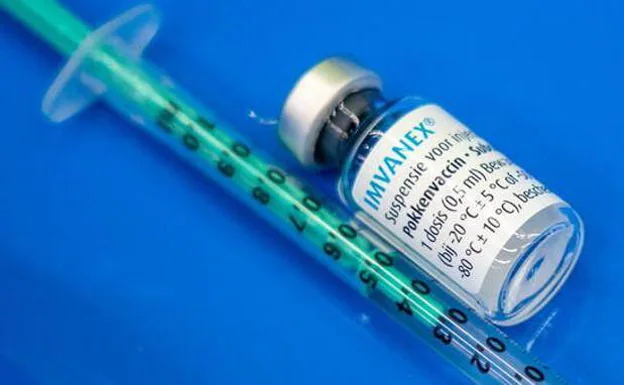 Spain authorises each vial of monkeypox vaccine to be divided into five doses