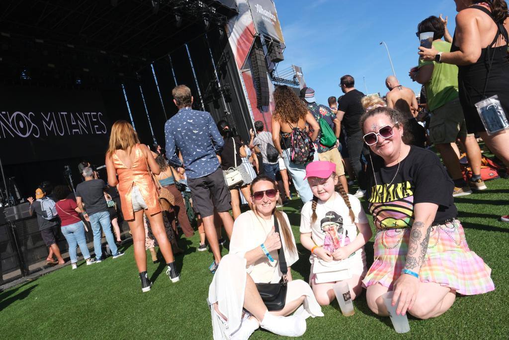 Niños Mutantes, in concert