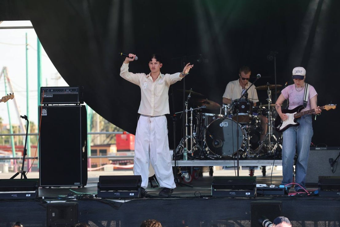 Gus Dapperton on Saturday