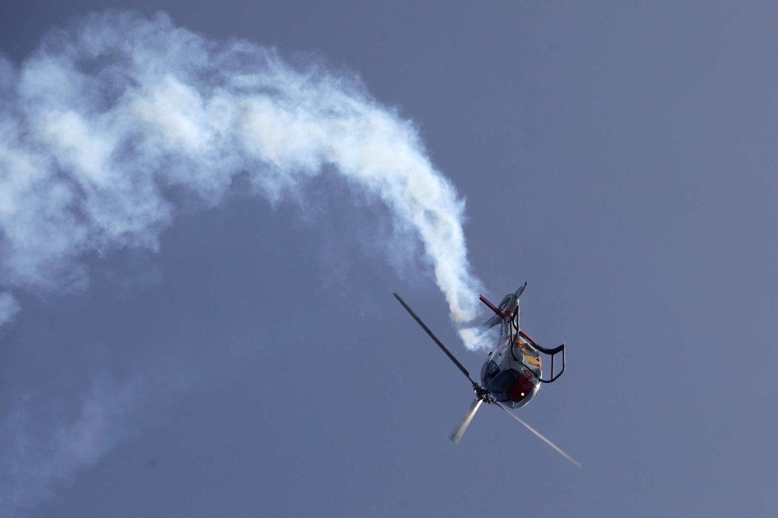 From the early hours of Sunday morning the Torre del Mar beach, on the the Costa del Sol, was full of people waiting to see what is already recognised as one of the best air festivals in Europe. 