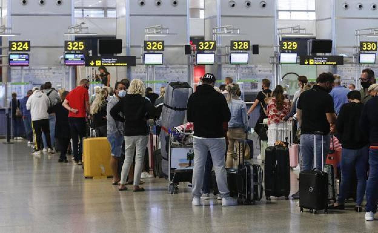 Number of seats on flights to and from Malaga Airport this winter is up 17% on 2019
