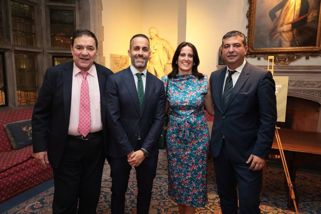Authorities and travel professionals in London for the WTM got together at the annual SUR dinner last night