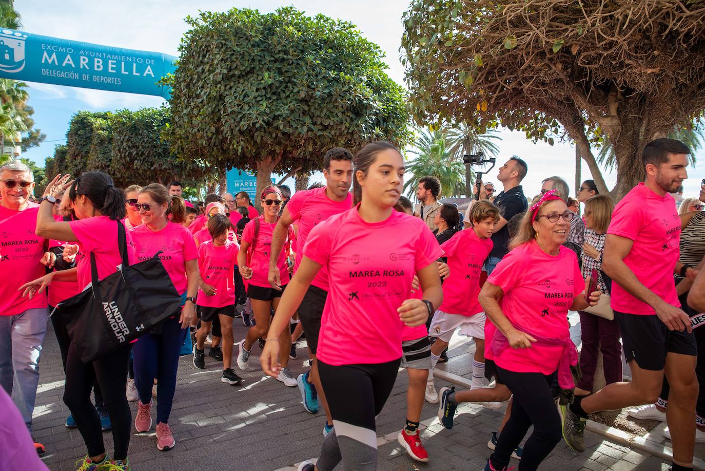 Wave of pink in Marbella as more than 3,000 take part in cancer awareness walk