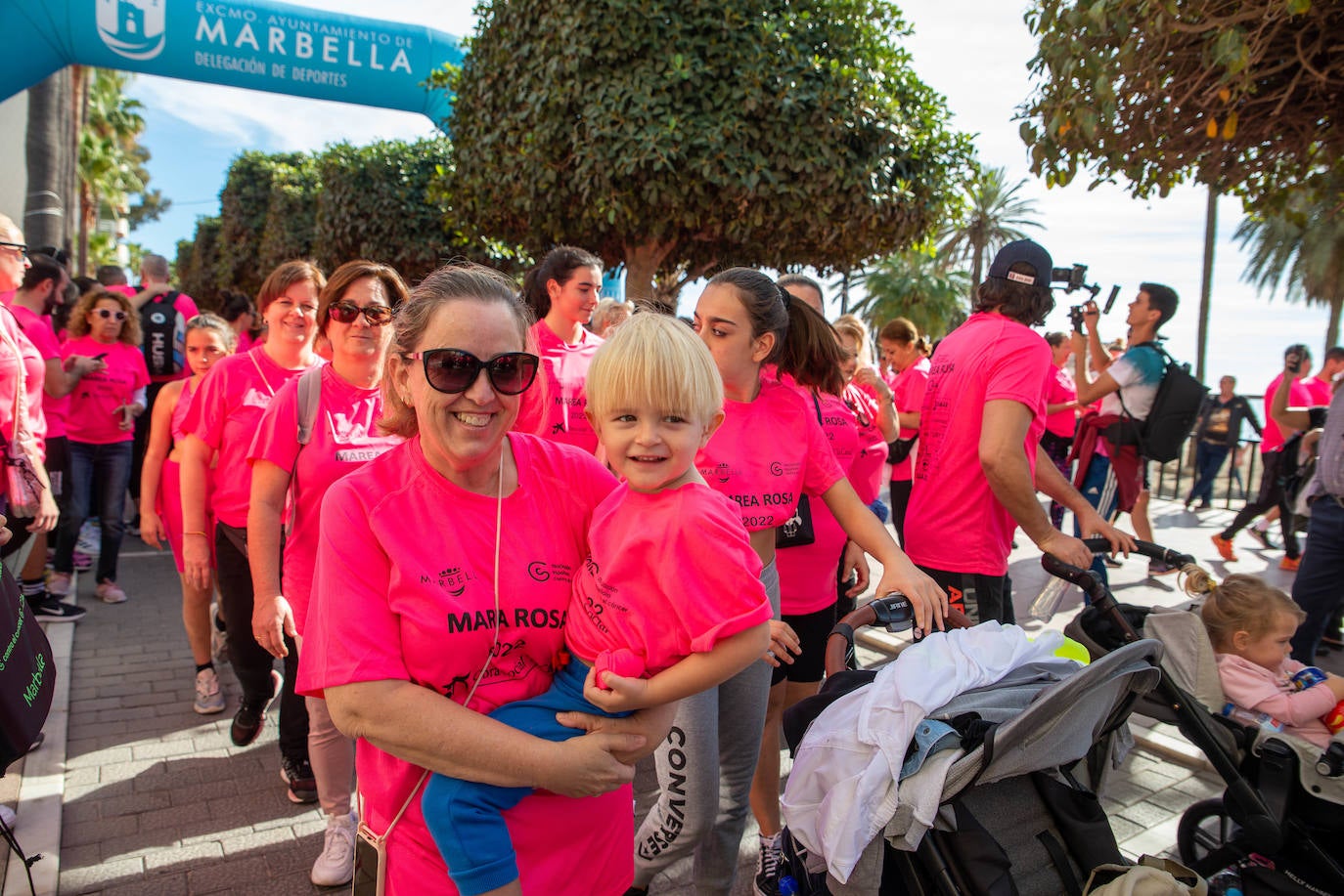 Wave of pink in Marbella as more than 3,000 take part in cancer awareness walk