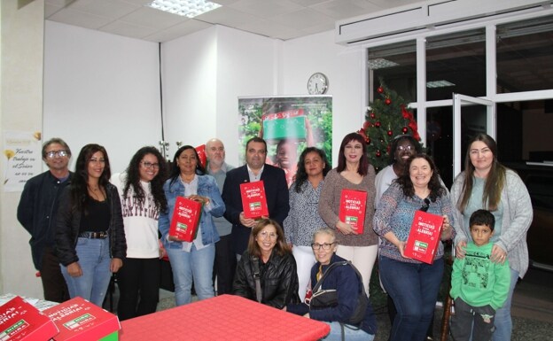 Operation Christmas Child launched in Cártama to help underprivileged children