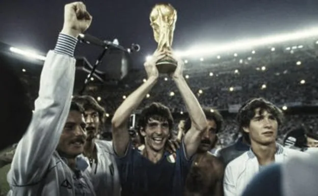 The 1982 World Cup winners. 
