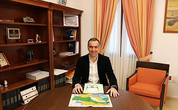 Councillor for Urban Planning, Andrés Ruiz. 