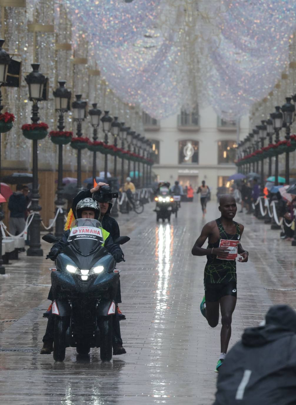 Runners in the Generali Malaga Marathon race on Sunday, 11 December 2022