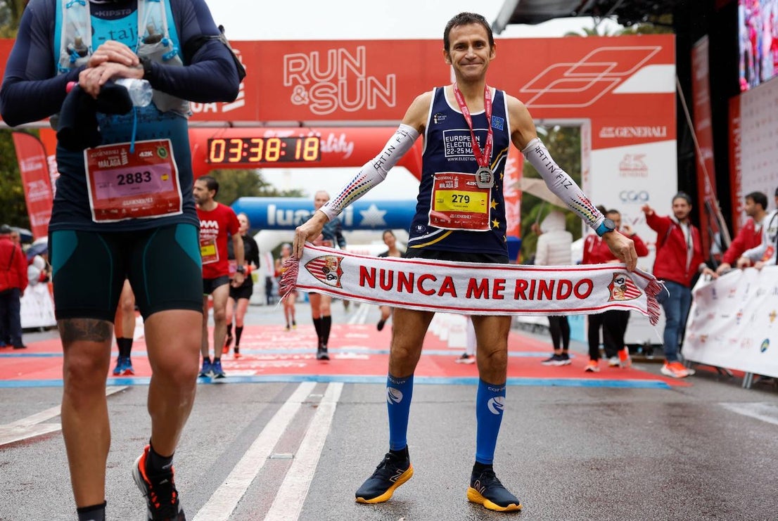 Runners in the Generali Malaga Marathon race on Sunday, 11 December 2022