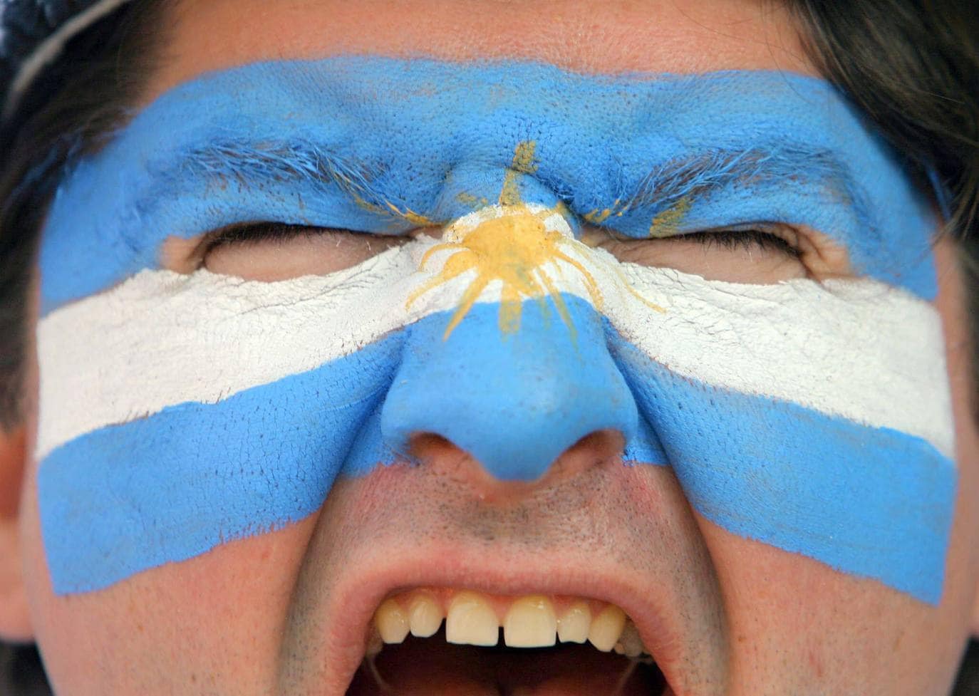 An Argentine fan 