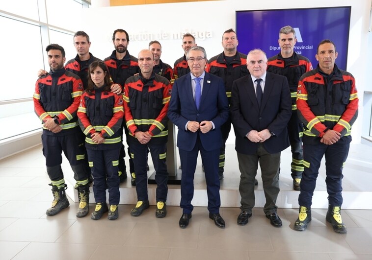 &#039;Hero&#039; firefighters who helped earthquake rescue efforts in Turkey to receive award