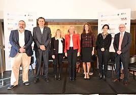 Juan Goñi Uriate, Félix Romero, Jennie Rhodes, Ángeles Muñoz, Setareh Mohregi, Vanessa Dávila and Marc Elliott de Lama.