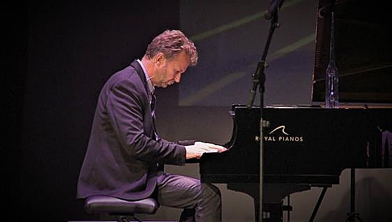 A musical voyage around the world with Herman Rijks