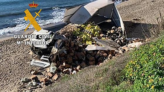 Driver of overturned lorry at notorious Costa del Sol blackspot tests positive for drugs