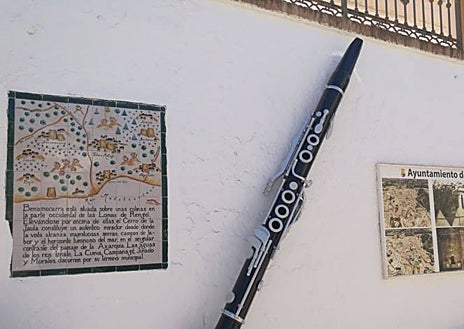 Imagen secundaria 1 - The giant instruments