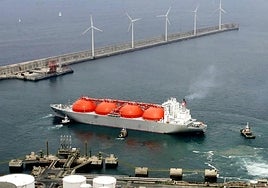 Methane gas tanker in the port of Bilbao.
