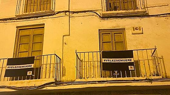 Residents hang up black banners to protest against 'abandonment' of town centre