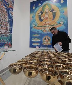 Imagen secundaria 2 - Salvador Salas