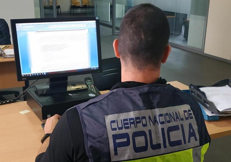 Woman arrested in Malaga for shopping centre bomb threat tweet