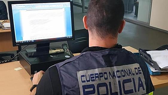 Woman arrested in Malaga for shopping centre bomb threat tweet