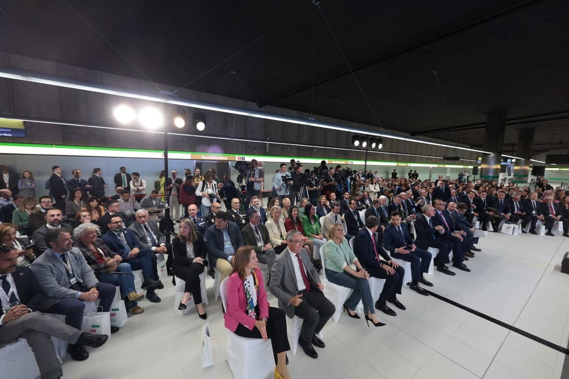Malaga Metro arrives in city centre, in pictures