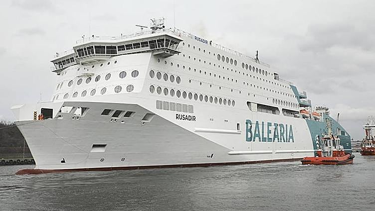 Malaga-Melilla ferry ditches diesel and goes greener