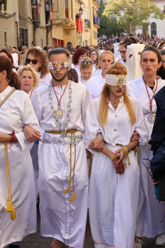 Holy Monday processions in the heart of Malaga, in pictures