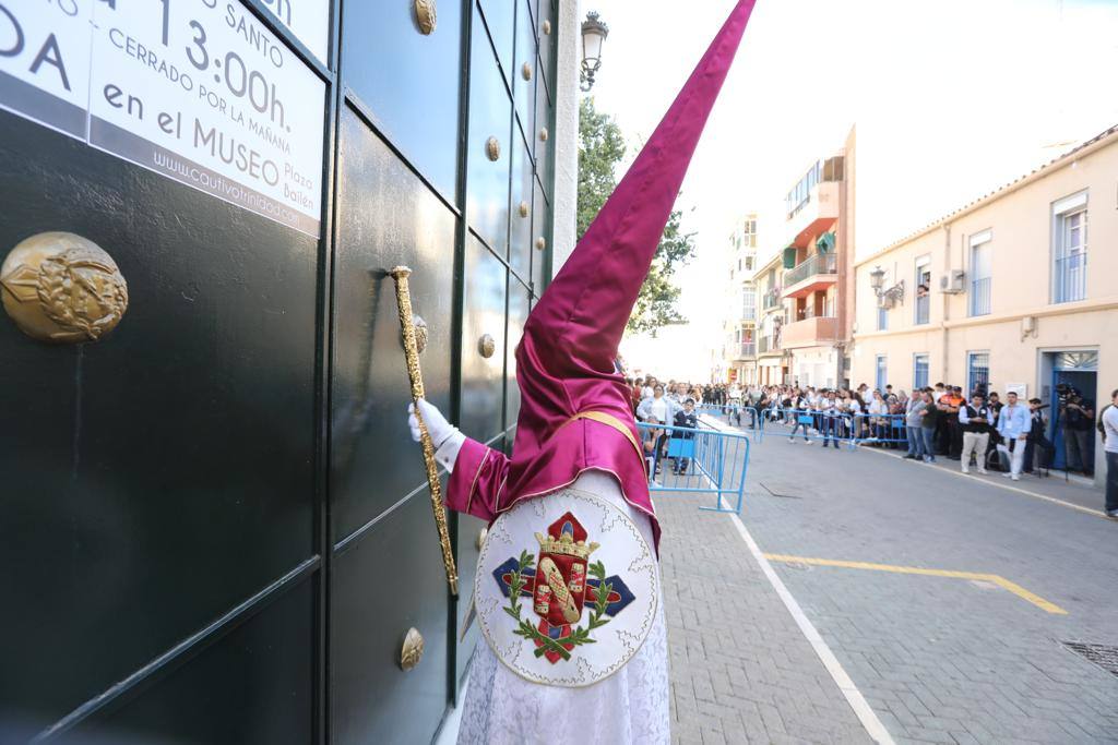 Holy Monday processions in the heart of Malaga, in pictures