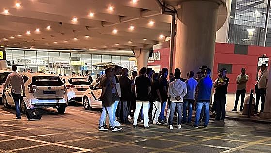 Taxi drivers demand action against 'pirates' at Malaga Airport