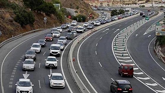 Drivers warned as 3.3 million trips expected on Andalusian roads during Easter week